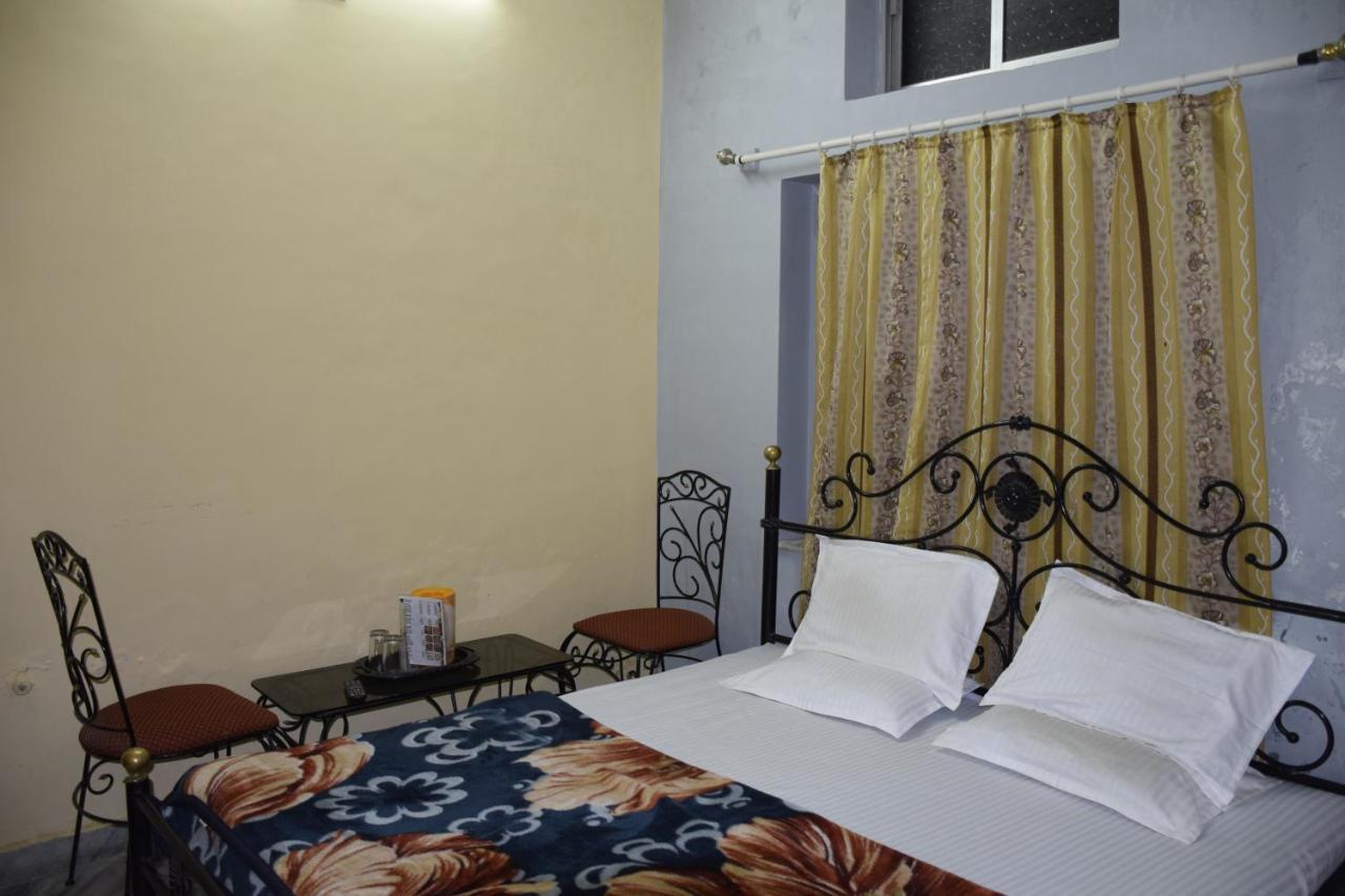 Hotel Deep Valley Mount Abu Exterior foto