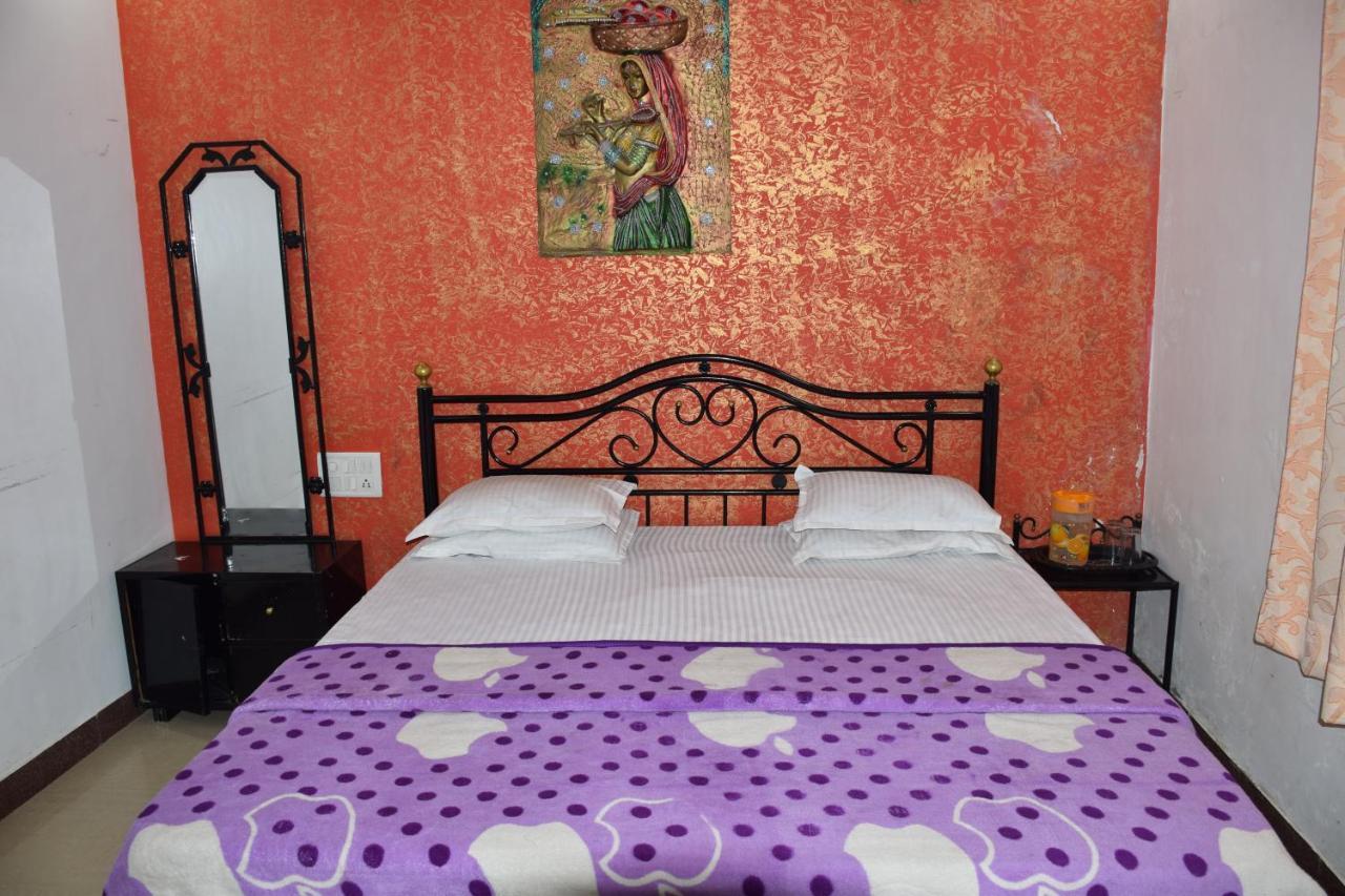 Hotel Deep Valley Mount Abu Exterior foto