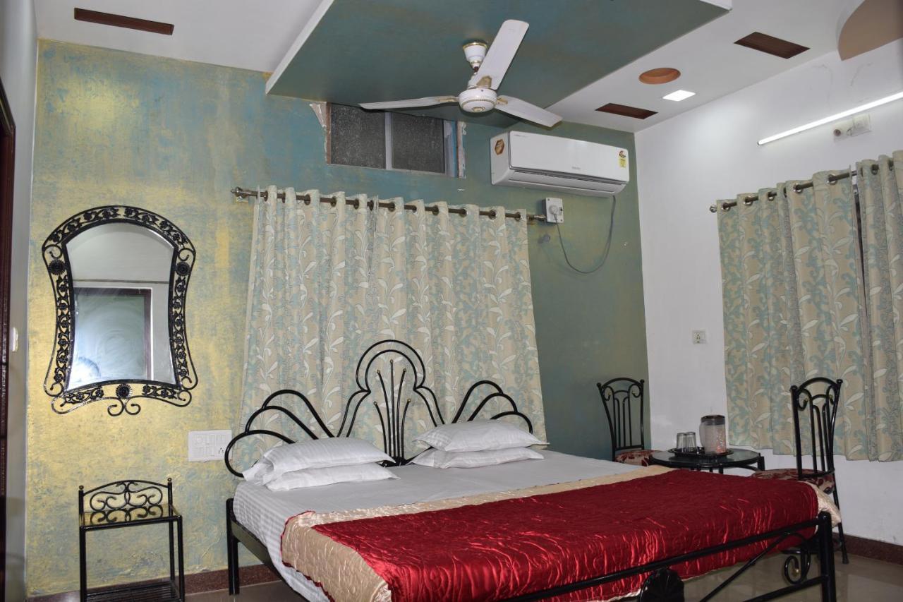 Hotel Deep Valley Mount Abu Exterior foto