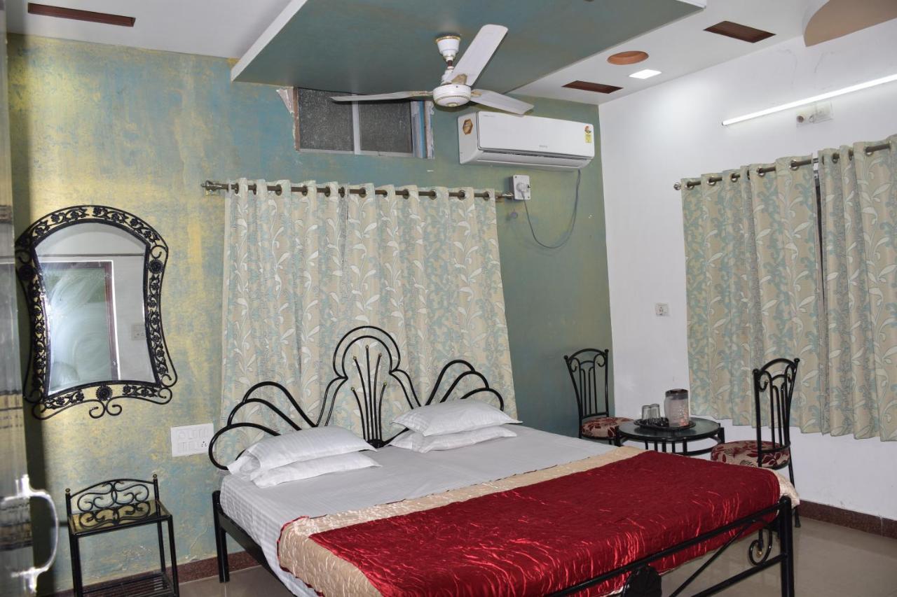 Hotel Deep Valley Mount Abu Exterior foto