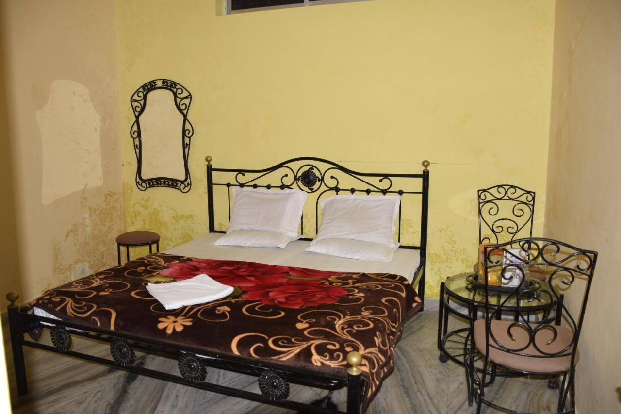 Hotel Deep Valley Mount Abu Exterior foto